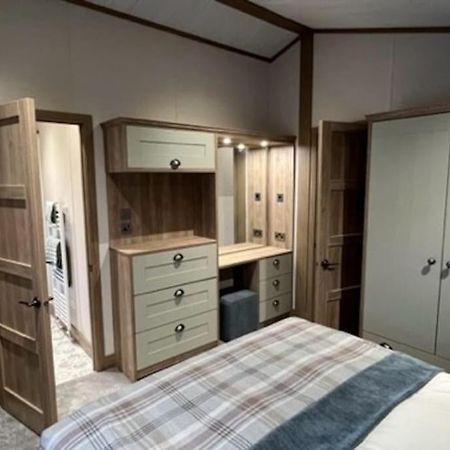 Kingfisher Lodge Woodhall Spa Exterior foto